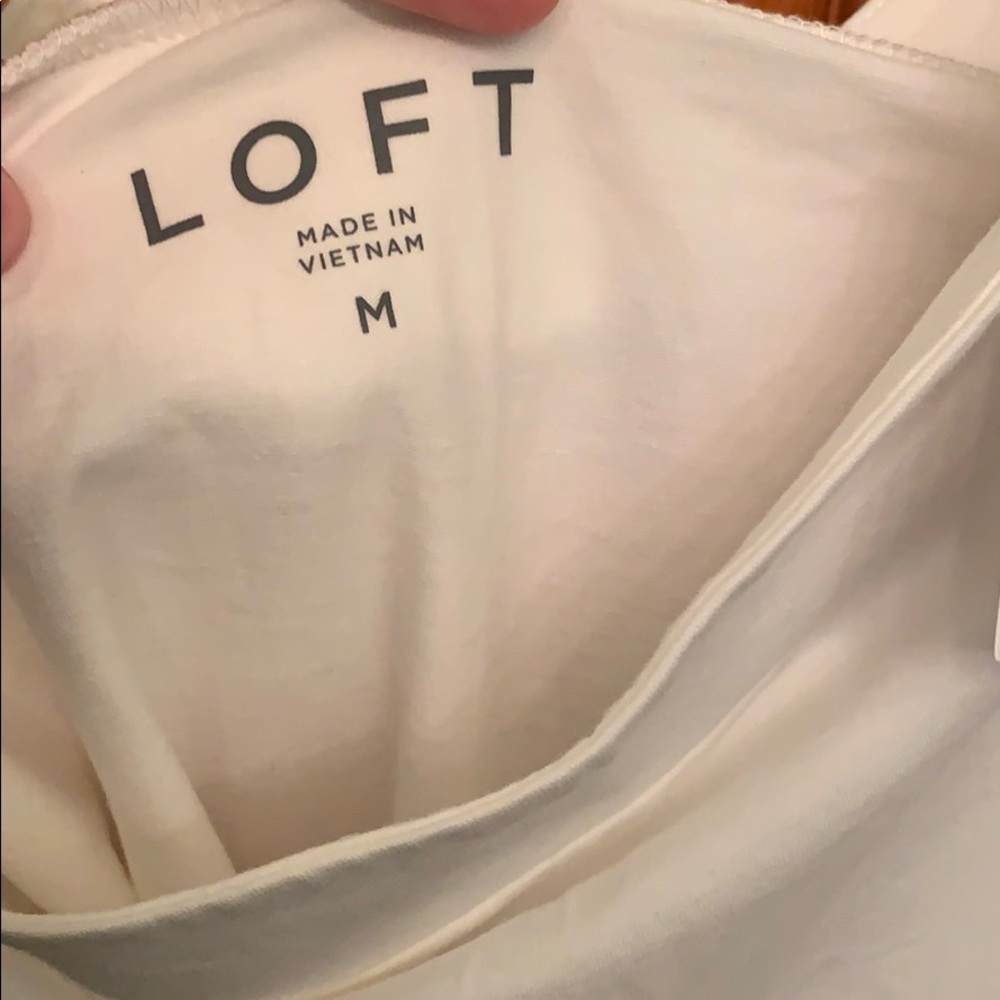 💥NEW WITH TAGS! Loft white off the shoulder top - Picture 3 of 3